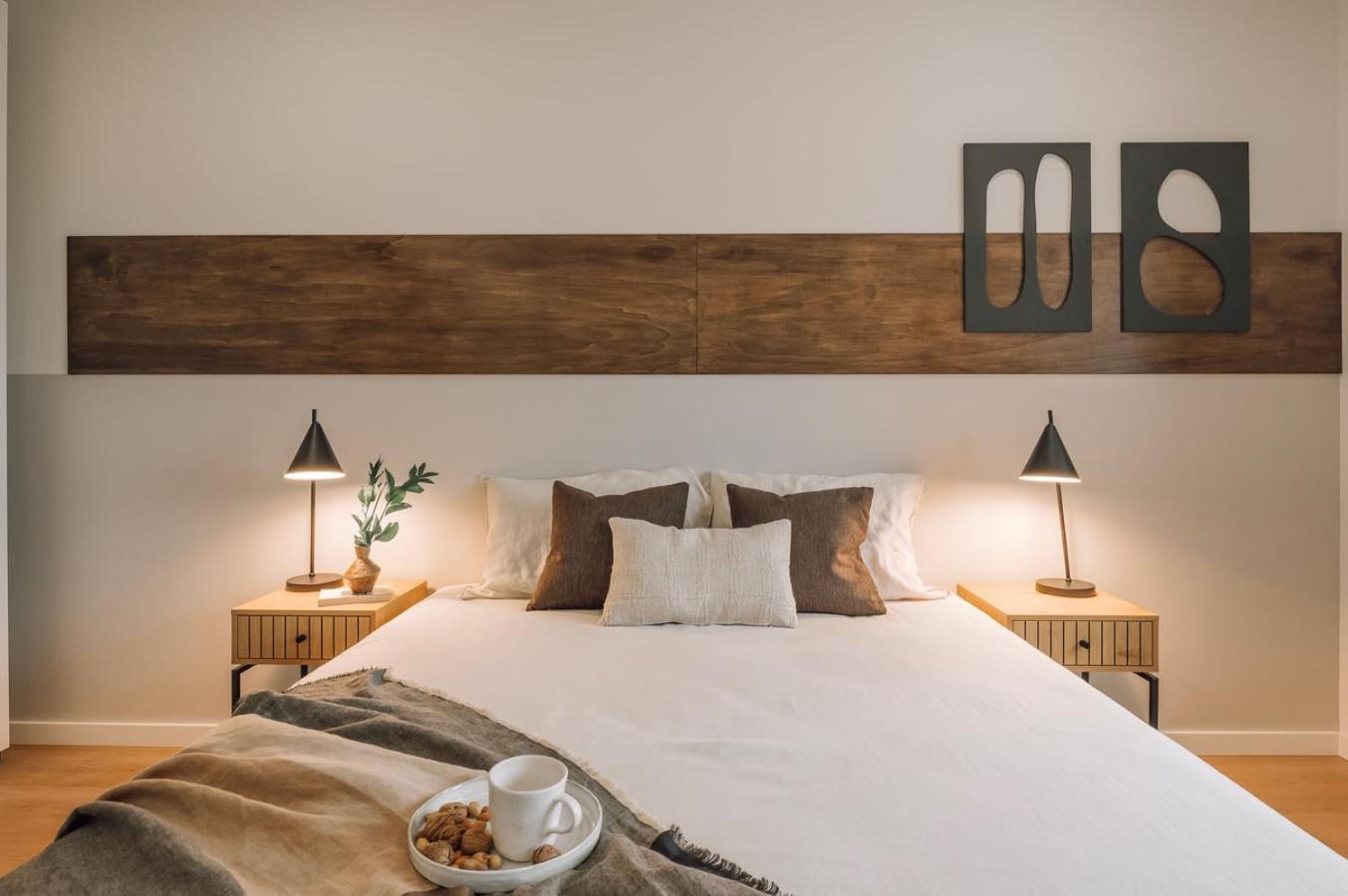 Ofir - 2 Bedrooms And Office In Alvalade * Lisboa
