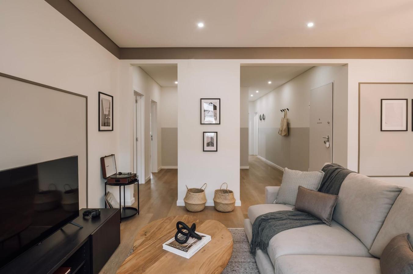 Ofir - 2 Bedrooms And Office In Alvalade *