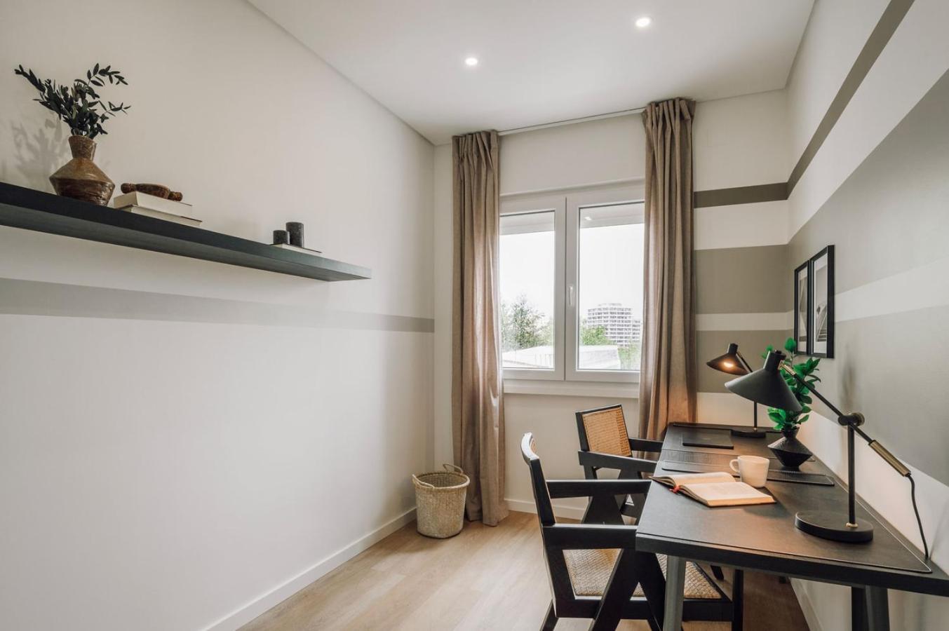 Ofir - 2 Bedrooms And Office In Alvalade