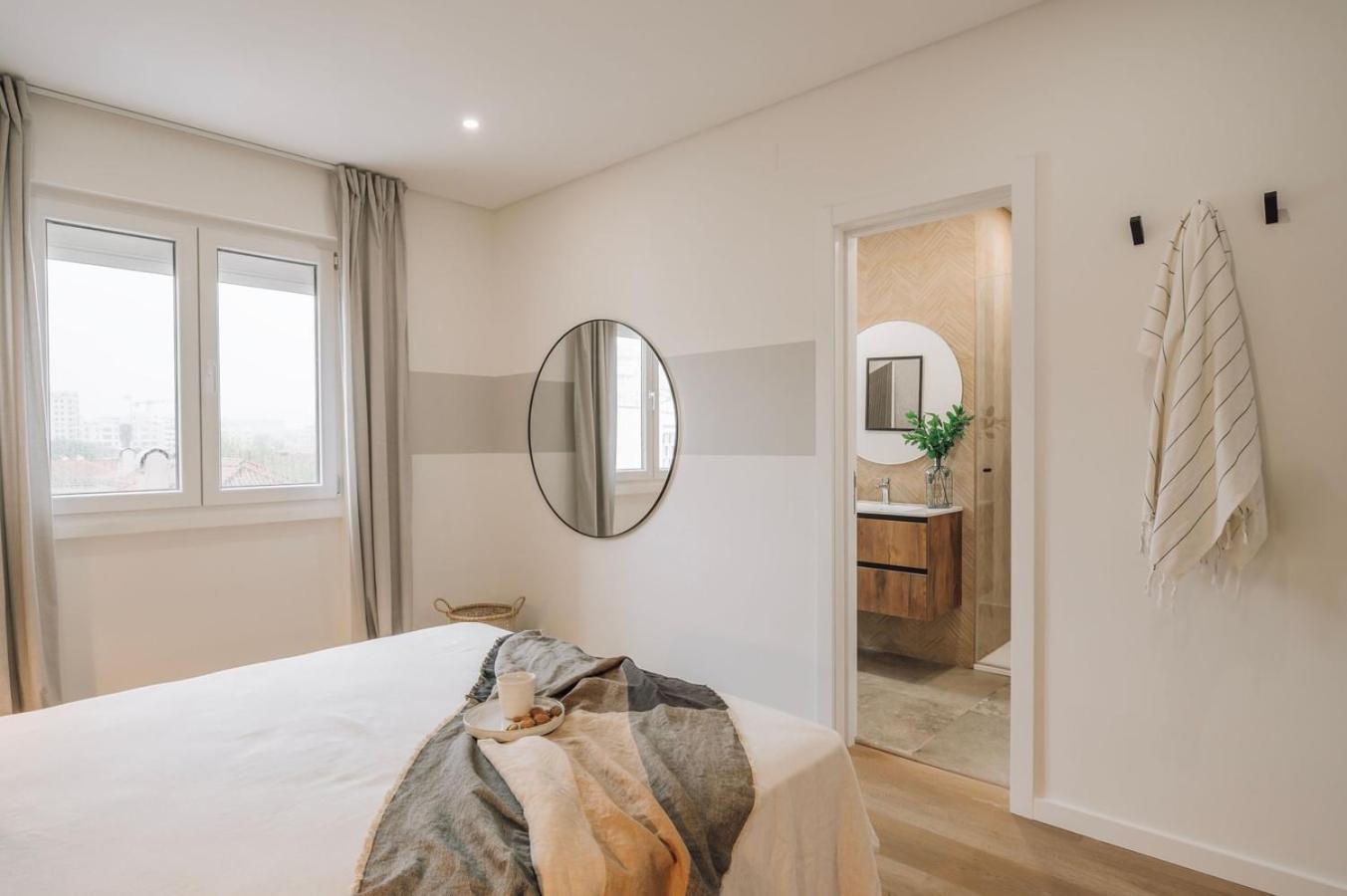 Ofir - 2 Bedrooms And Office In Alvalade Apartment Lissabon