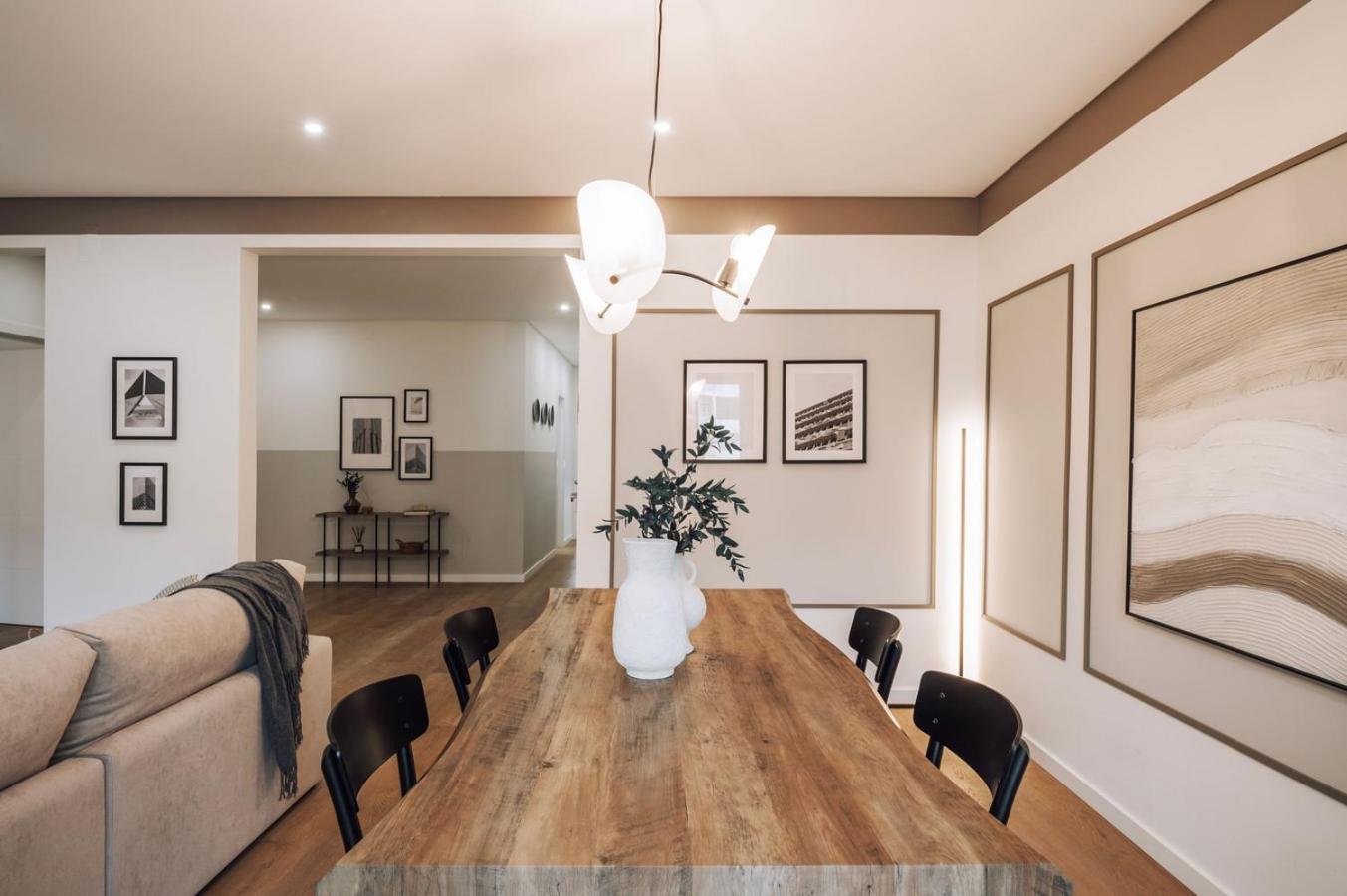Ofir - 2 Bedrooms And Office In Alvalade Lissabon